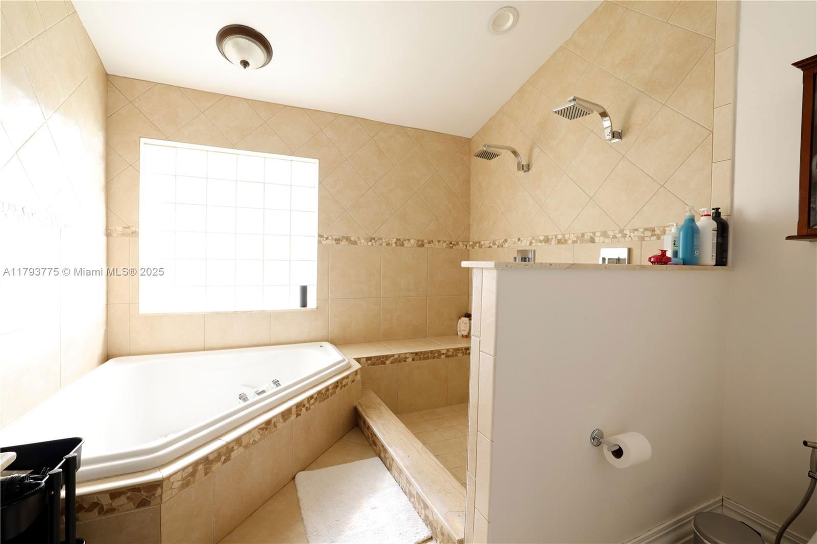 Real estate property located at 10181 4th St, Broward, Central Park Lake, Plantation, FL