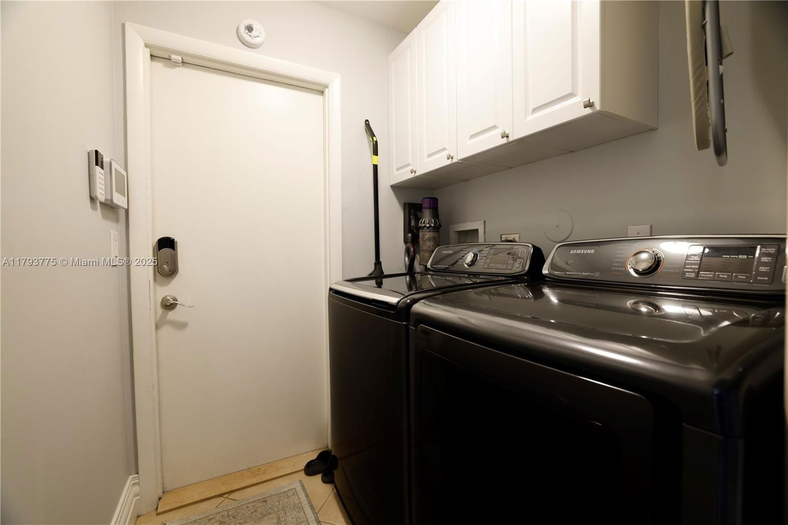 Real estate property located at 10181 4th St, Broward, Central Park Lake, Plantation, FL