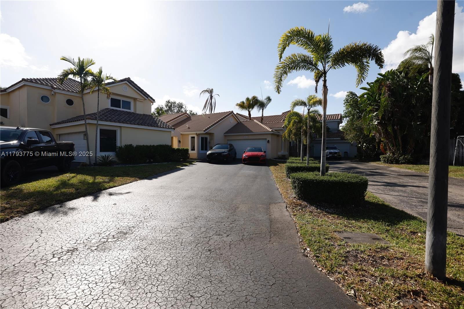 Real estate property located at 10181 4th St, Broward, Central Park Lake, Plantation, FL
