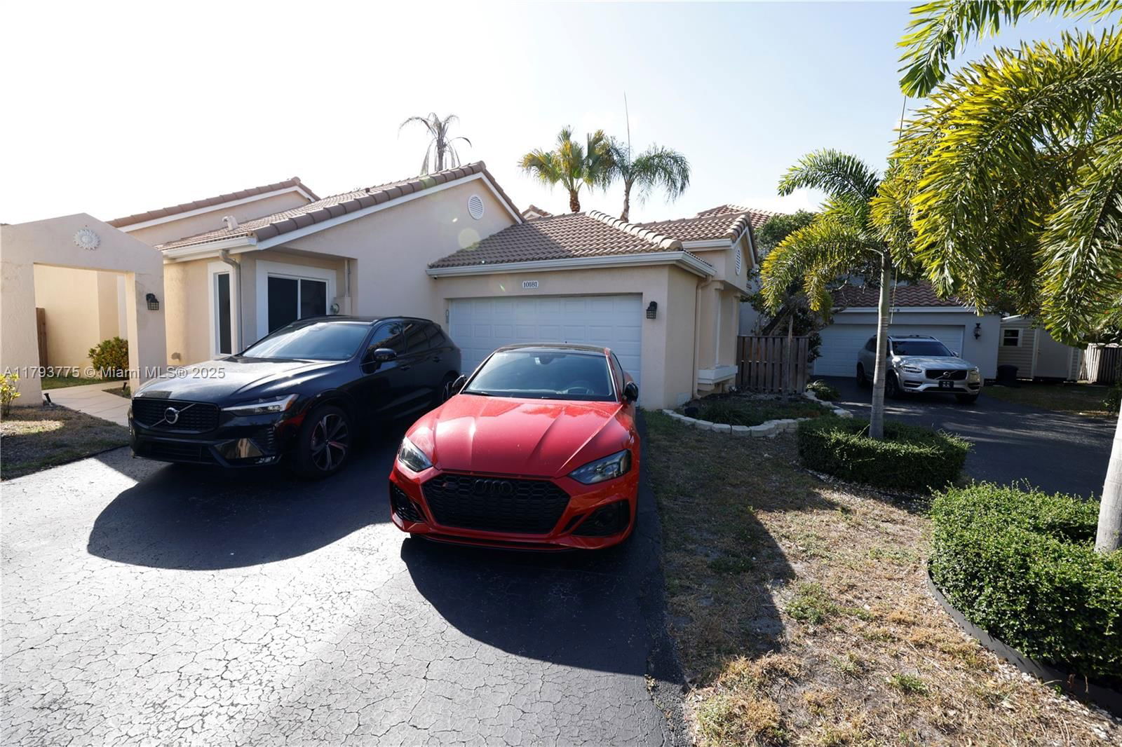 Real estate property located at 10181 4th St, Broward, Central Park Lake, Plantation, FL