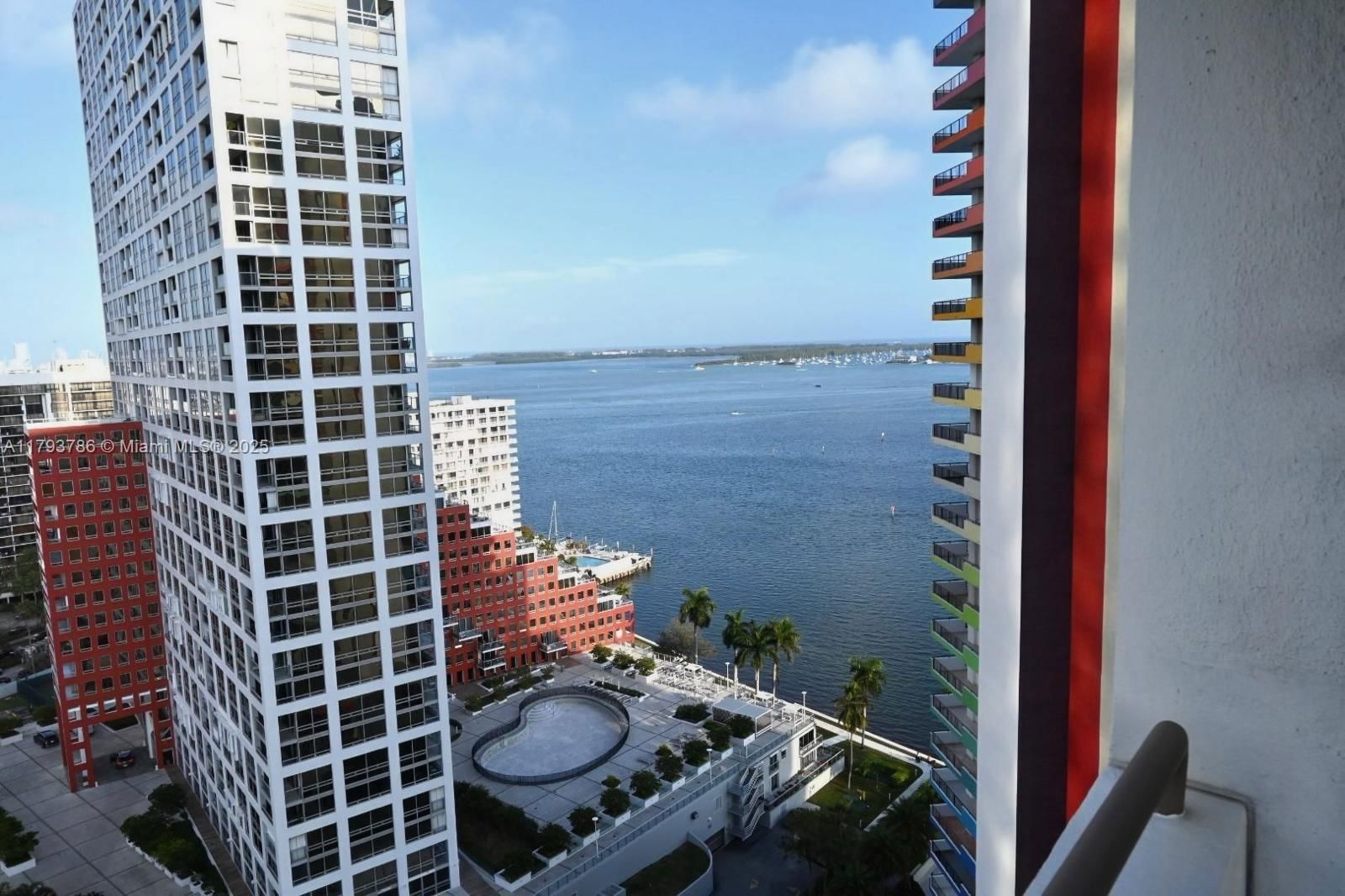 Real estate property located at 1581 Brickell Ave #1807, Miami-dade, Villa Regina Condo, Miami, FL
