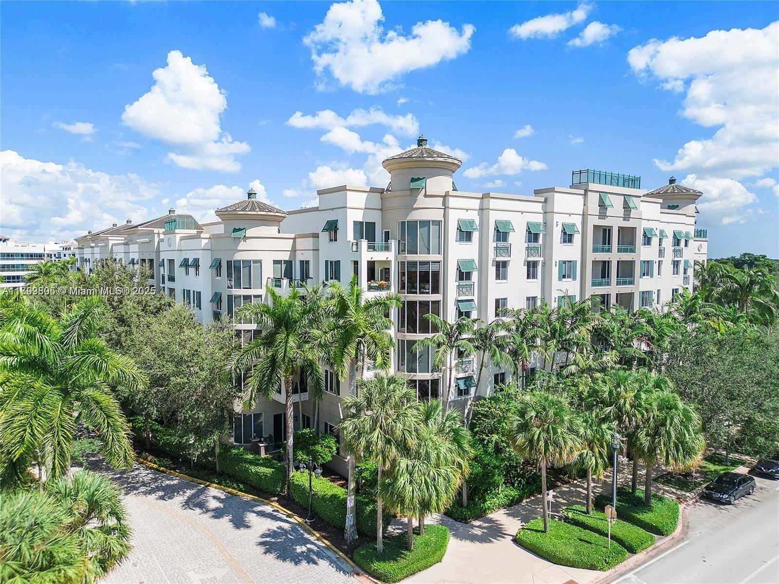 Real estate property located at 510 84th Ave #121, Broward, Veranda Condo, Plantation, FL