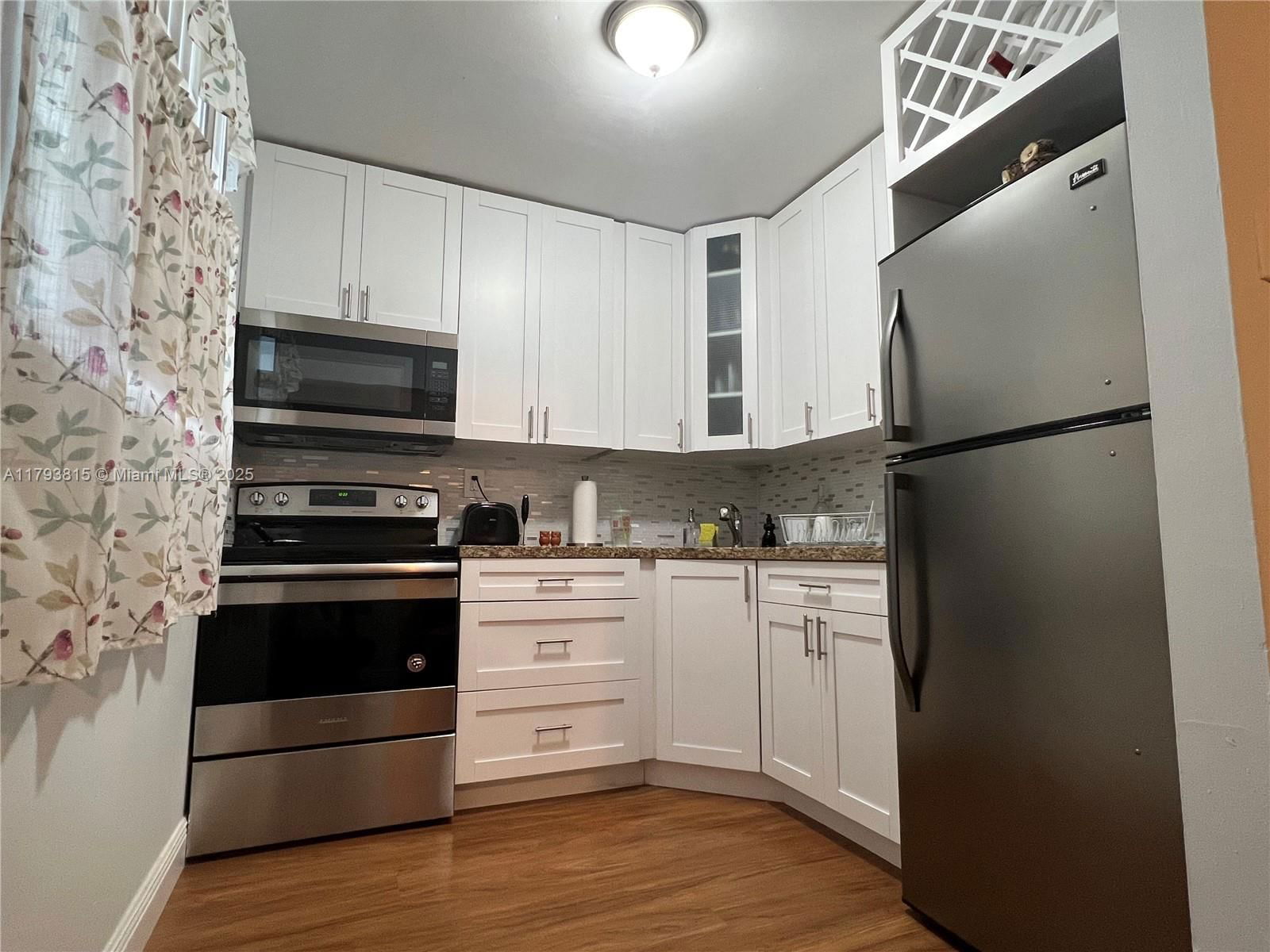 Real estate property located at 17255 95th Ave #247, Miami-dade, Village Homes & Condos At, Palmetto Bay, FL