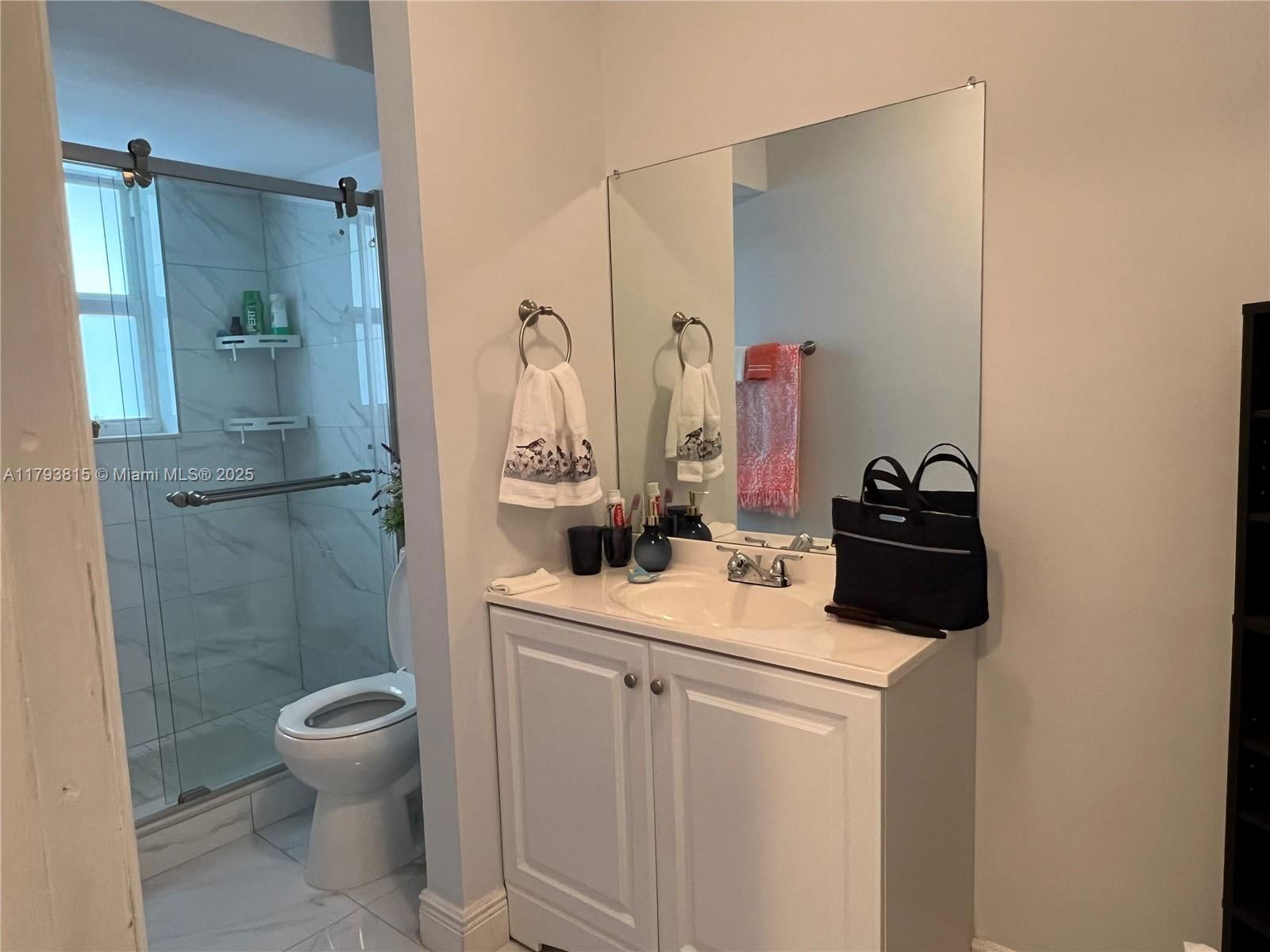 Real estate property located at 17255 95th Ave #247, Miami-dade, Village Homes & Condos At, Palmetto Bay, FL