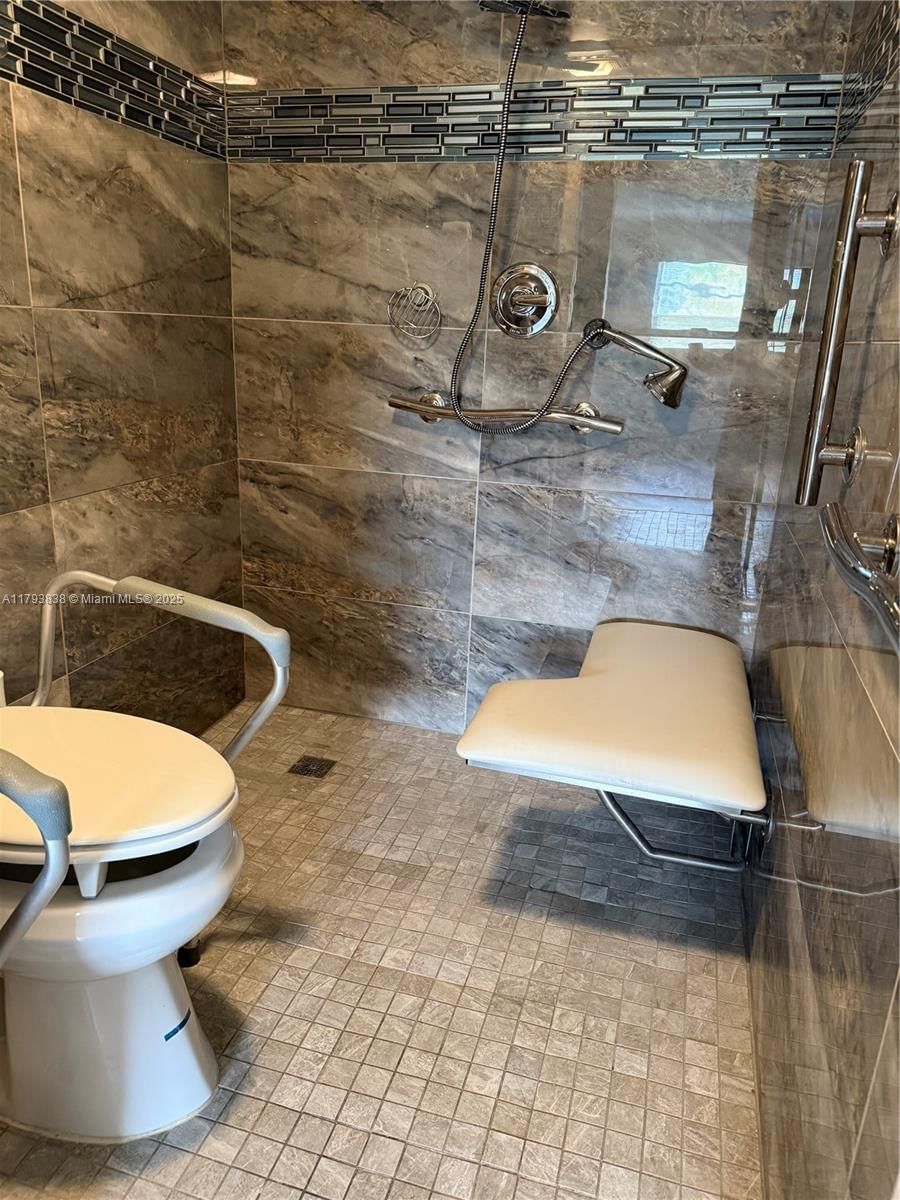Real estate property located at 12701 14th St #312J, Broward, Cambridge At Century Vill, Pembroke Pines, FL