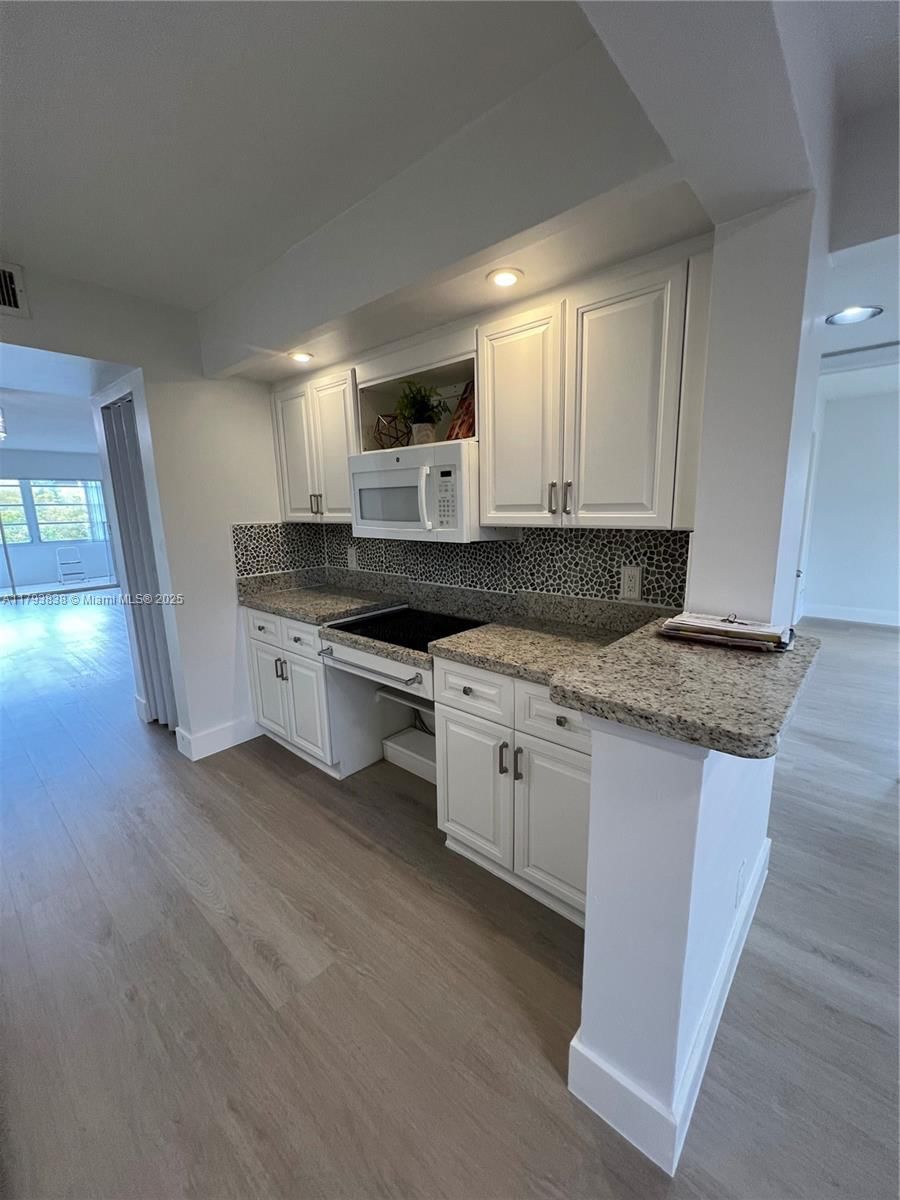 Real estate property located at 12701 14th St #312J, Broward, Cambridge At Century Vill, Pembroke Pines, FL