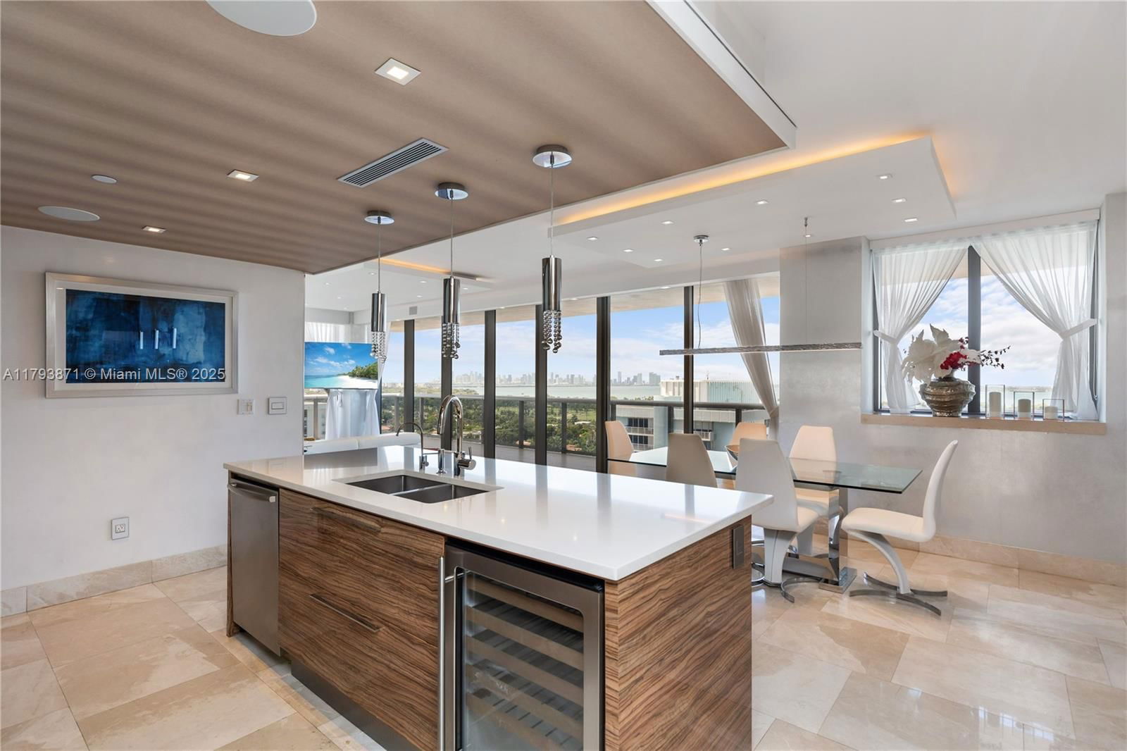 Real estate property located at 5875 Collins Ave #1908, Miami-dade, Mei Condo, Miami Beach, FL