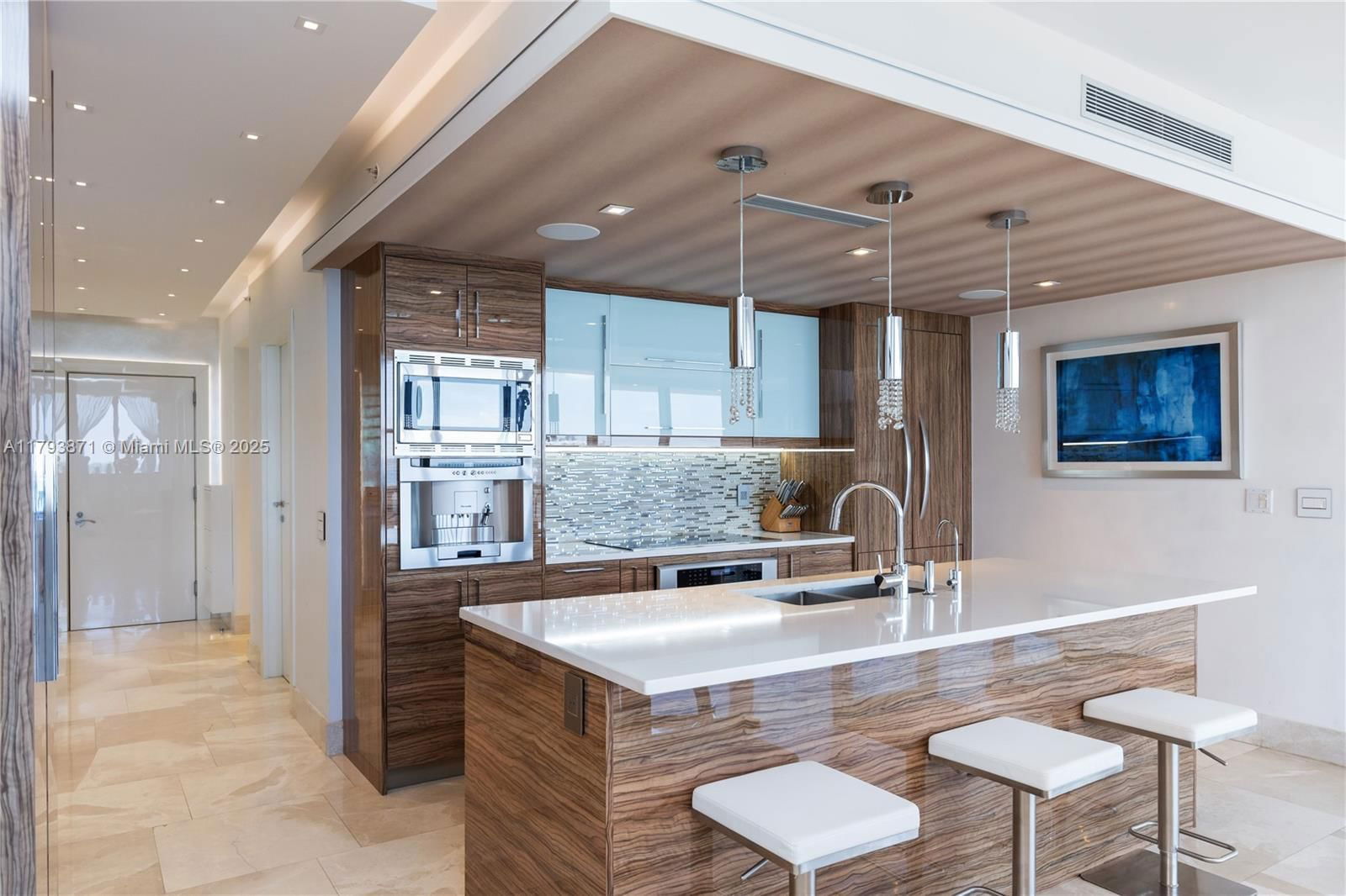 Real estate property located at 5875 Collins Ave #1908, Miami-dade, Mei Condo, Miami Beach, FL