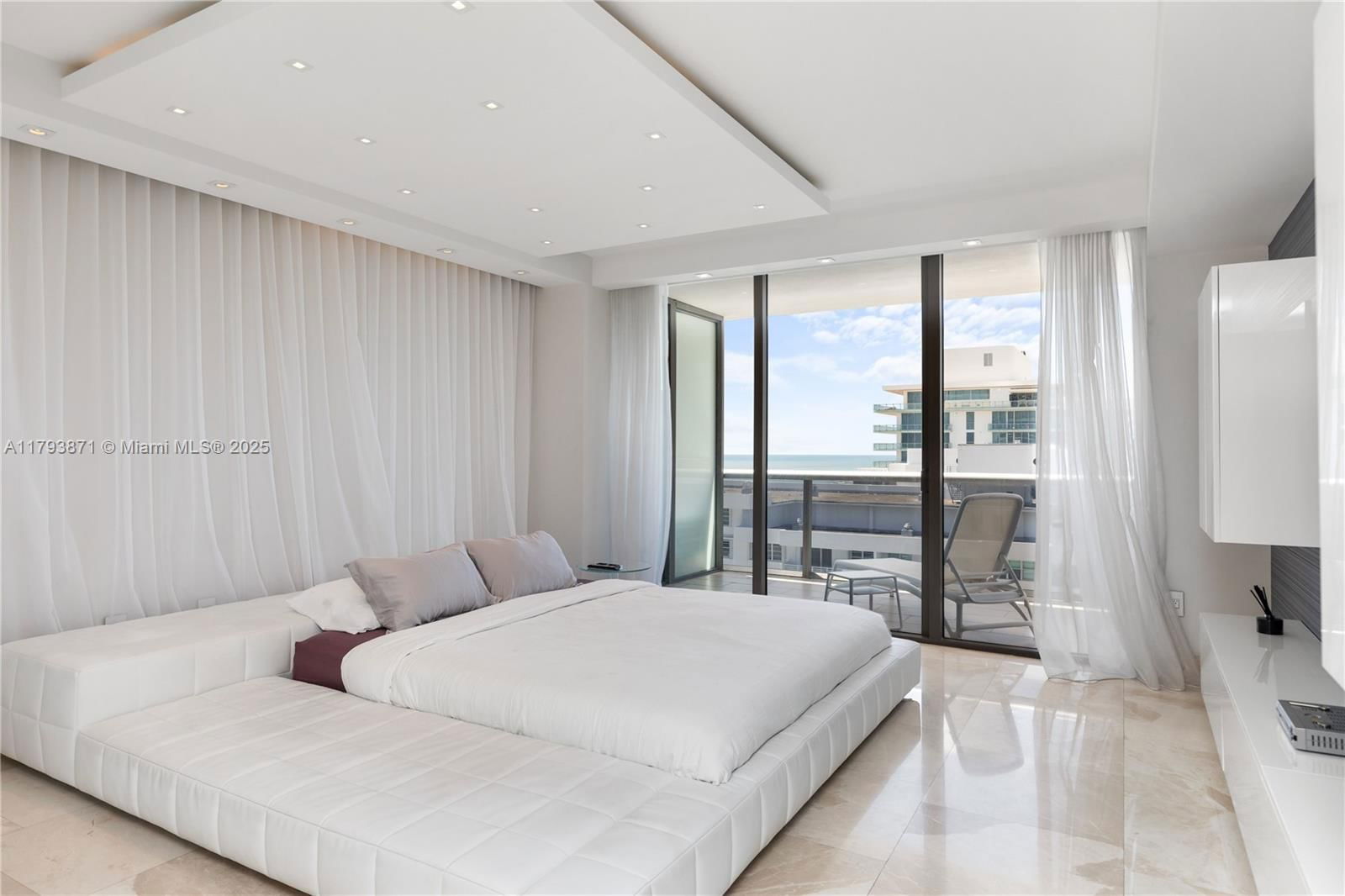 Real estate property located at 5875 Collins Ave #1908, Miami-dade, Mei Condo, Miami Beach, FL