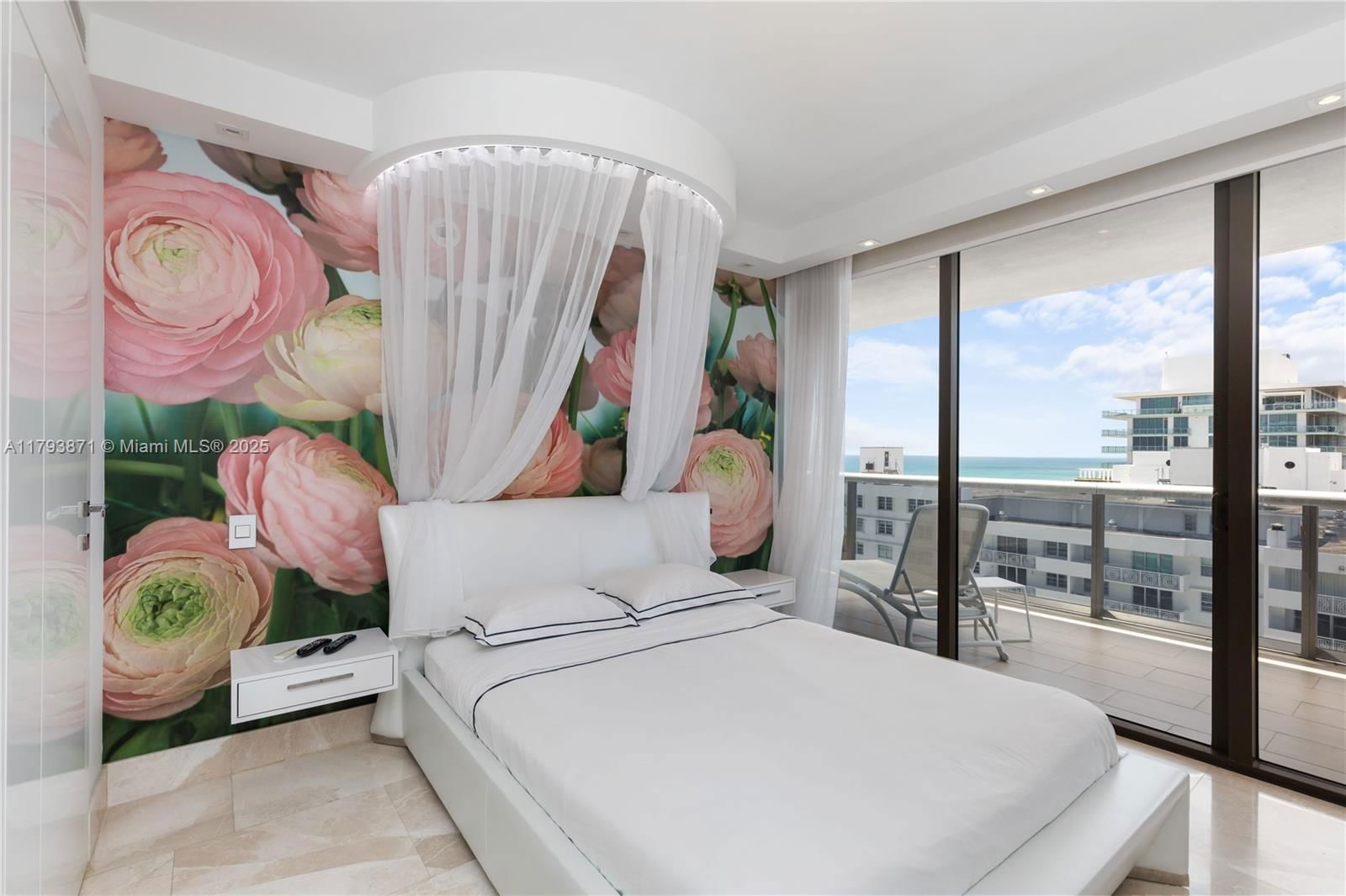 Real estate property located at 5875 Collins Ave #1908, Miami-dade, Mei Condo, Miami Beach, FL