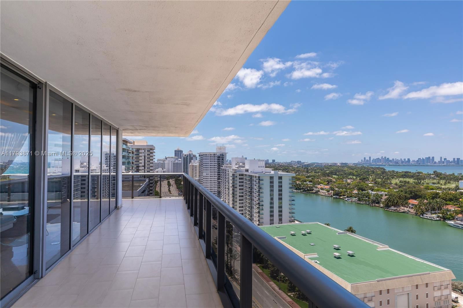 Real estate property located at 5875 Collins Ave #1908, Miami-dade, Mei Condo, Miami Beach, FL
