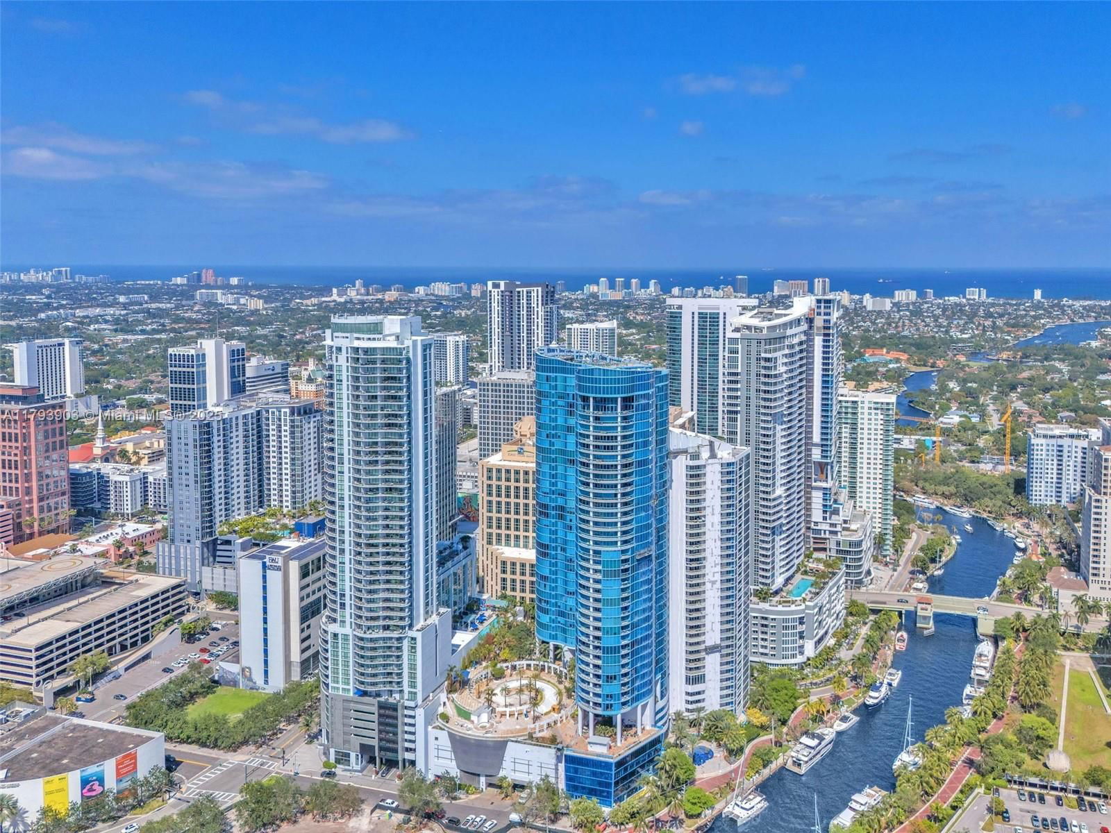 Real estate property located at 333 Las Olas Way #2209, Broward, Las Olas River House Cond, Fort Lauderdale, FL