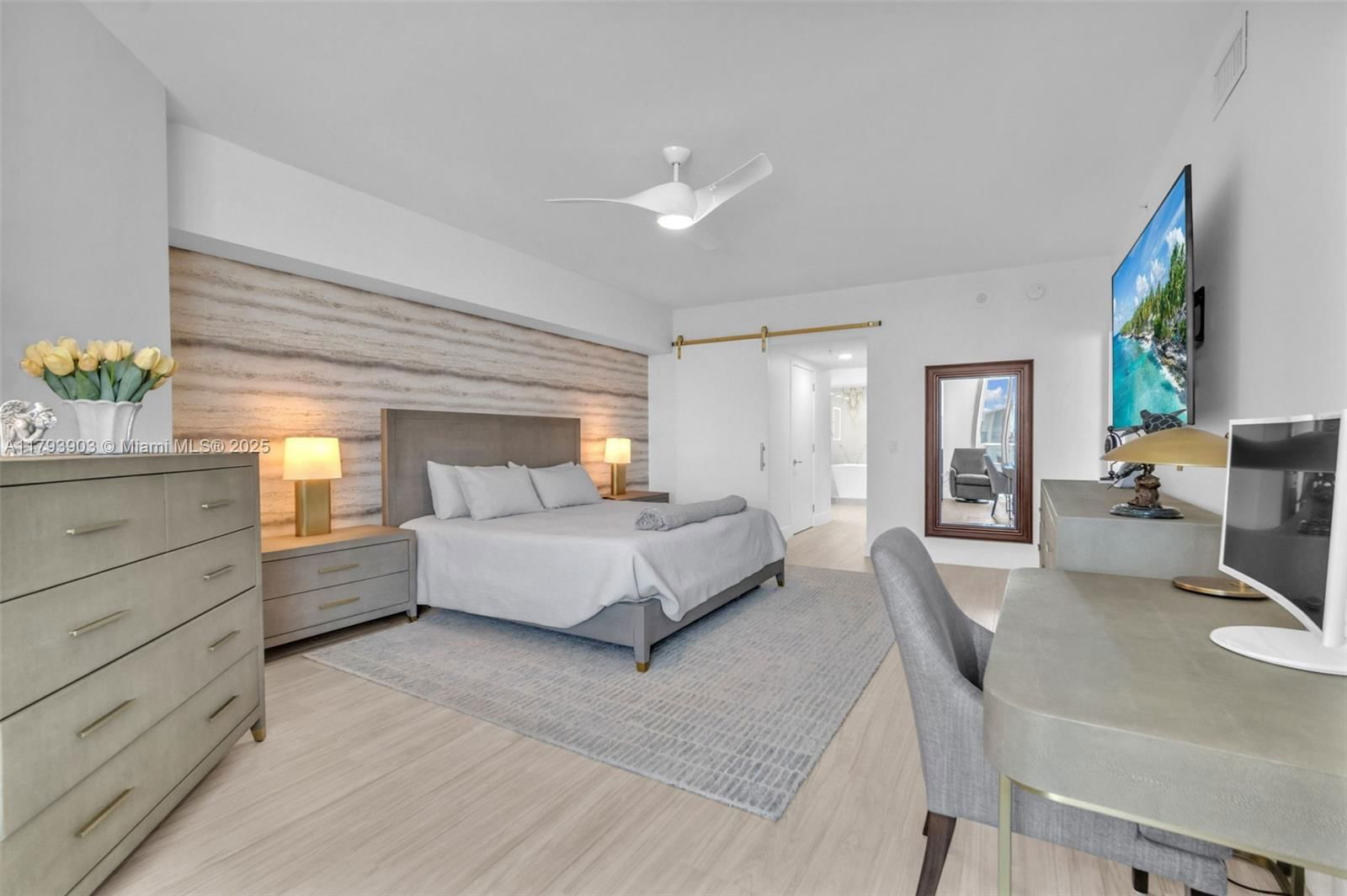 Real estate property located at 333 Las Olas Way #2209, Broward, Las Olas River House Cond, Fort Lauderdale, FL