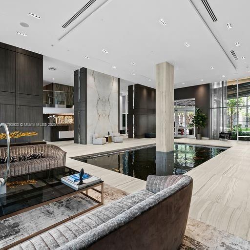 Real estate property located at 333 Las Olas Way #2209, Broward, Las Olas River House Cond, Fort Lauderdale, FL