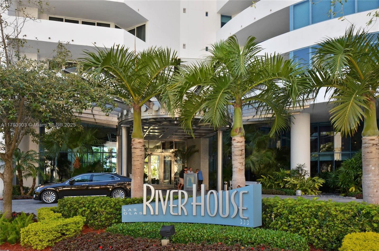 Real estate property located at 333 Las Olas Way #2209, Broward, Las Olas River House Cond, Fort Lauderdale, FL