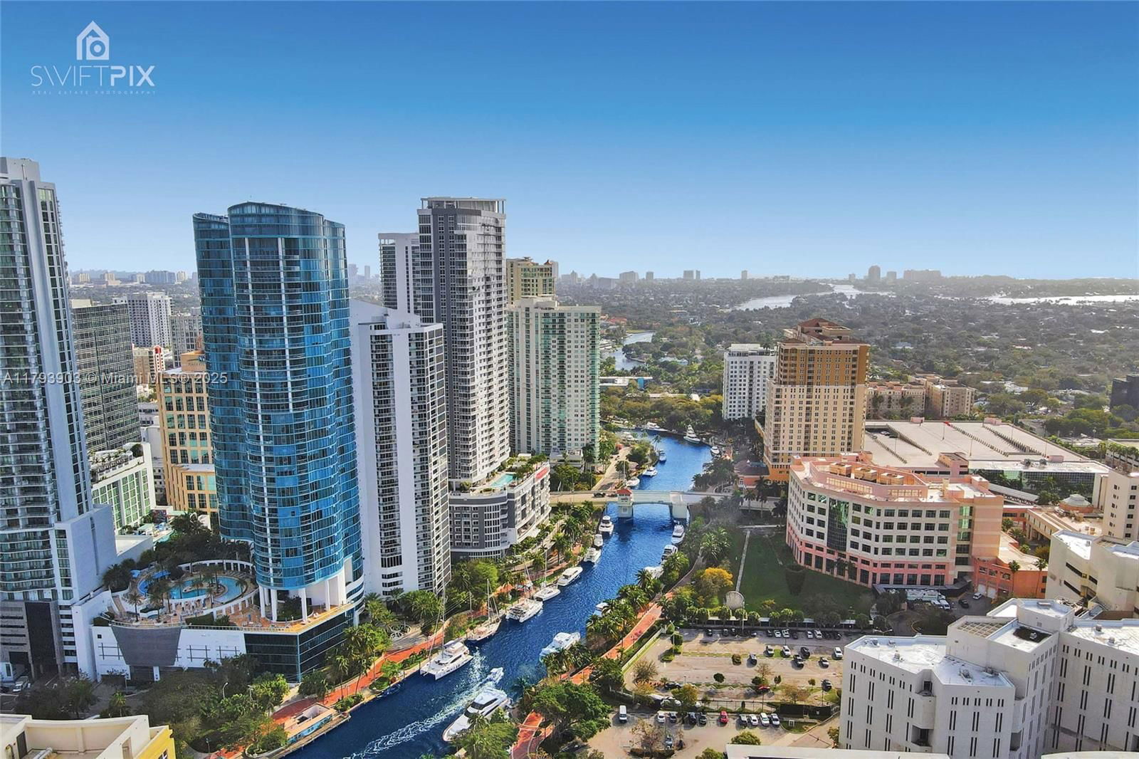Real estate property located at 333 Las Olas Way #2209, Broward, Las Olas River House Cond, Fort Lauderdale, FL