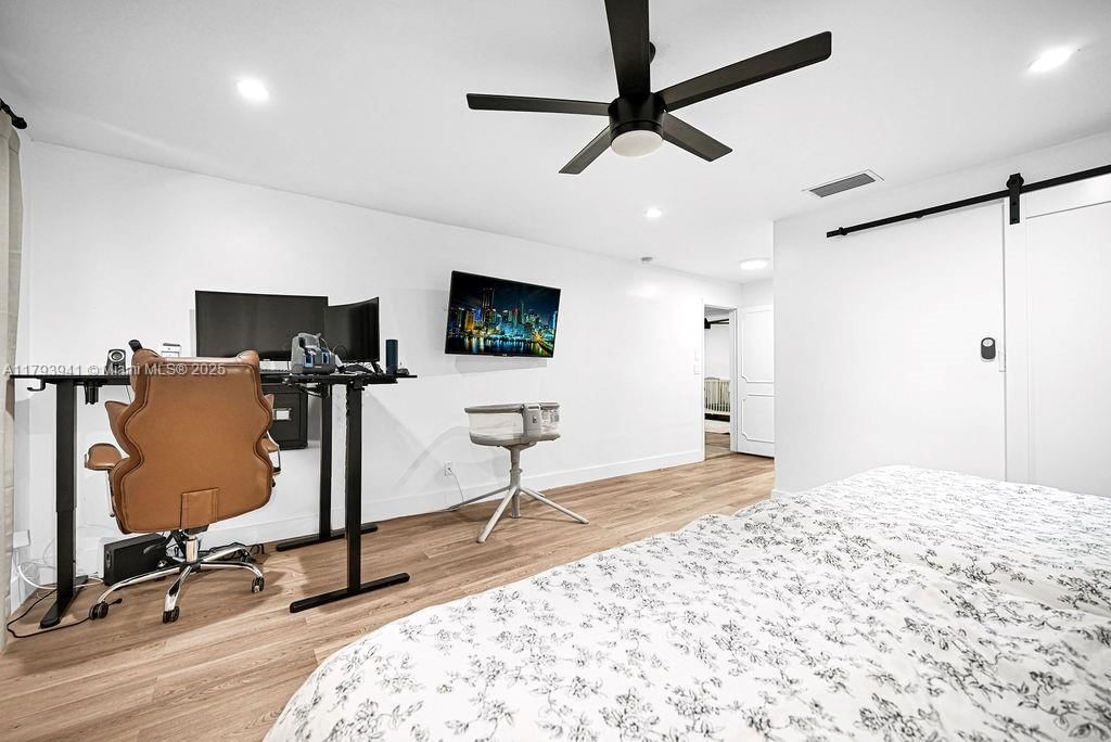 Real estate property located at 3501 Keyser Ave #43, Broward, Emerald Green Section Thr, Hollywood, FL