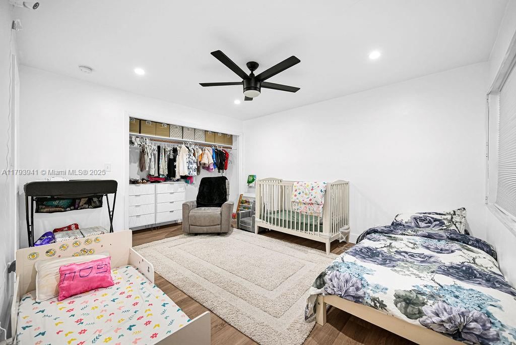 Real estate property located at 3501 Keyser Ave #43, Broward, Emerald Green Section Thr, Hollywood, FL