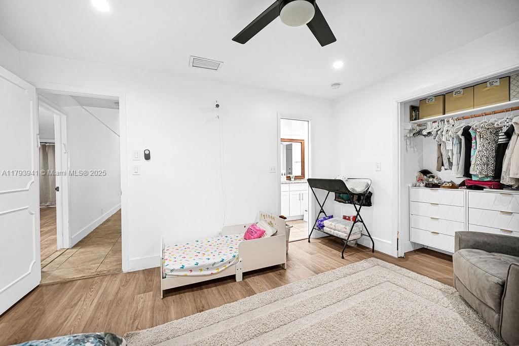 Real estate property located at 3501 Keyser Ave #43, Broward, Emerald Green Section Thr, Hollywood, FL
