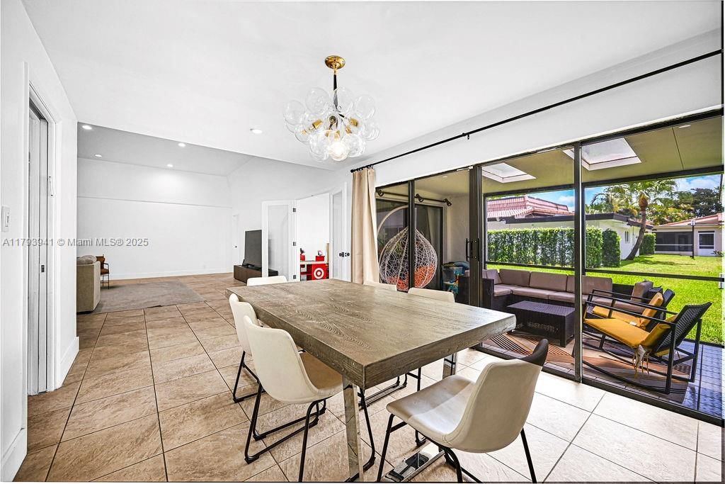 Real estate property located at 3501 Keyser Ave #43, Broward, Emerald Green Section Thr, Hollywood, FL