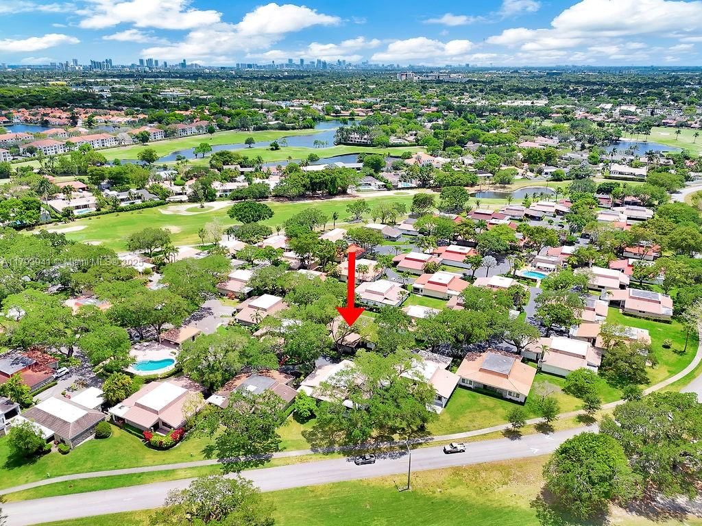 Real estate property located at 3501 Keyser Ave #43, Broward, Emerald Green Section Thr, Hollywood, FL