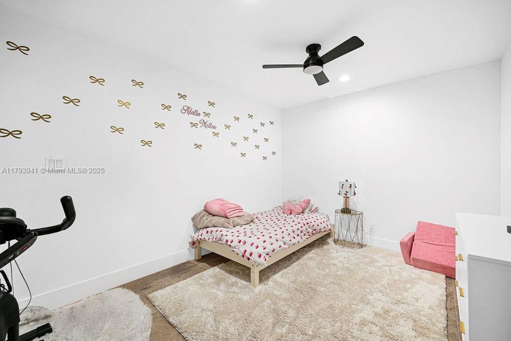 Real estate property located at 3501 Keyser Ave #43, Broward, Emerald Green Section Thr, Hollywood, FL