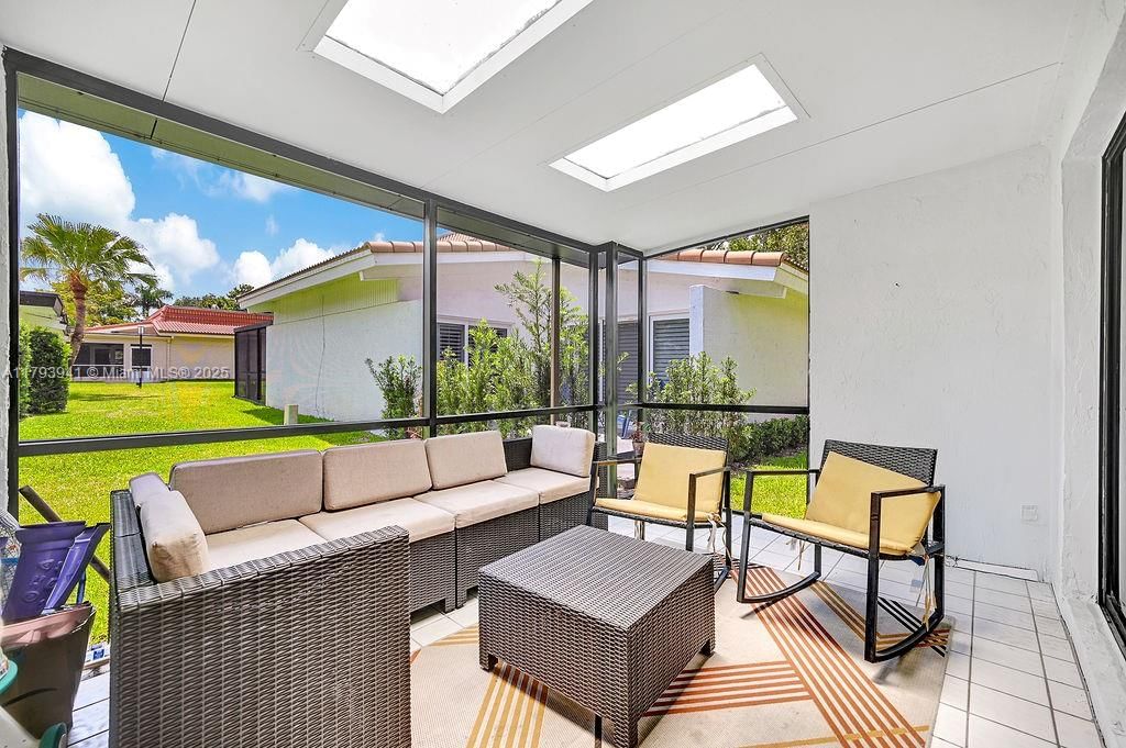 Real estate property located at 3501 Keyser Ave #43, Broward, Emerald Green Section Thr, Hollywood, FL