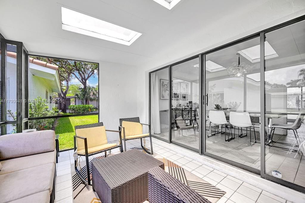 Real estate property located at 3501 Keyser Ave #43, Broward, Emerald Green Section Thr, Hollywood, FL