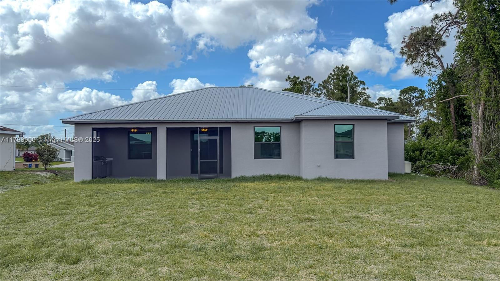 Real estate property located at 417 Paddock St, Lee, Southwood, Lehigh Acres, FL
