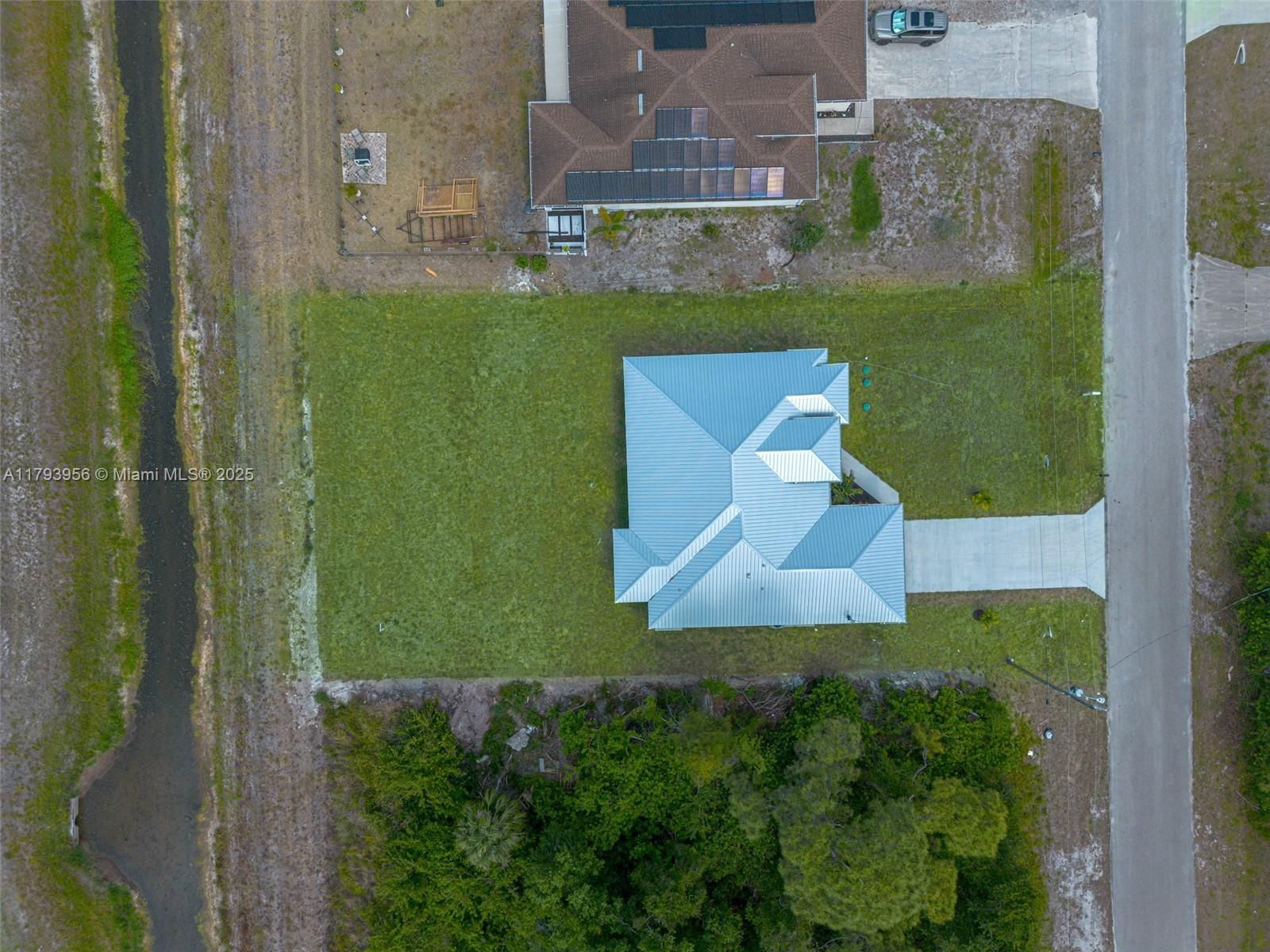 Real estate property located at 417 Paddock St, Lee, Southwood, Lehigh Acres, FL