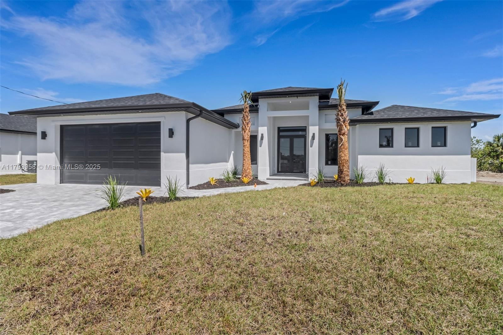 Real estate property located at 1316 33rd St, Lee, Gator Trail, Cape Coral, FL