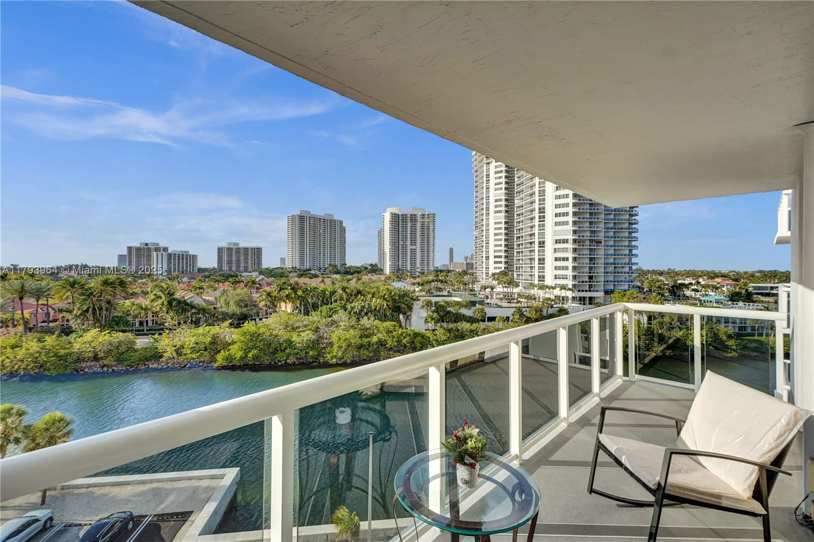 Real estate property located at 20505 Country Club Dr #732, Miami-dade, Waterview, Aventura, FL