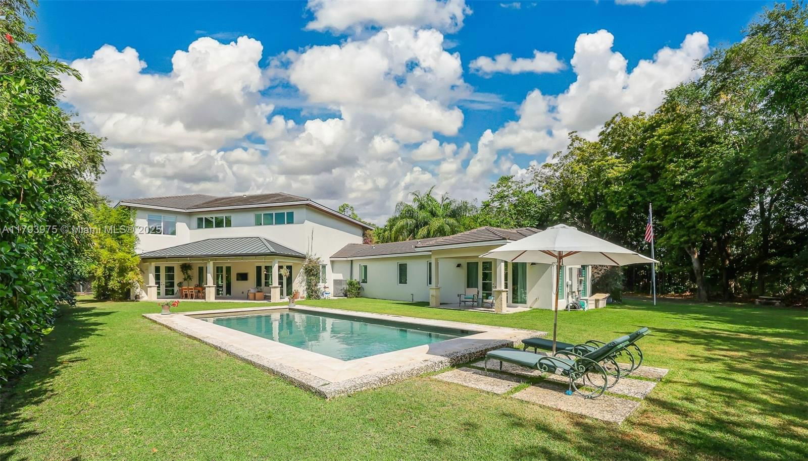 Real estate property located at 6910 145th Ter, Miami-dade, Paradise Grove, Palmetto Bay, FL