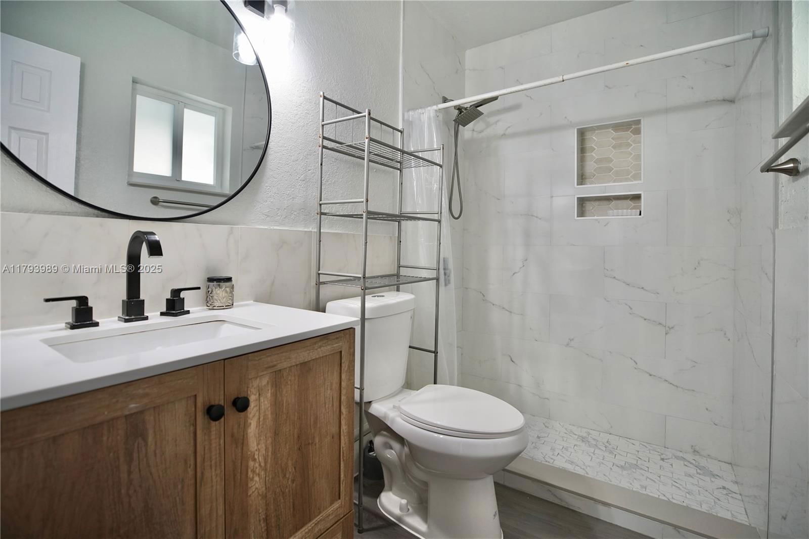 Real estate property located at 5224 24th Way #8-B, Miami-dade, Westpark Villas Condo, Hialeah, FL