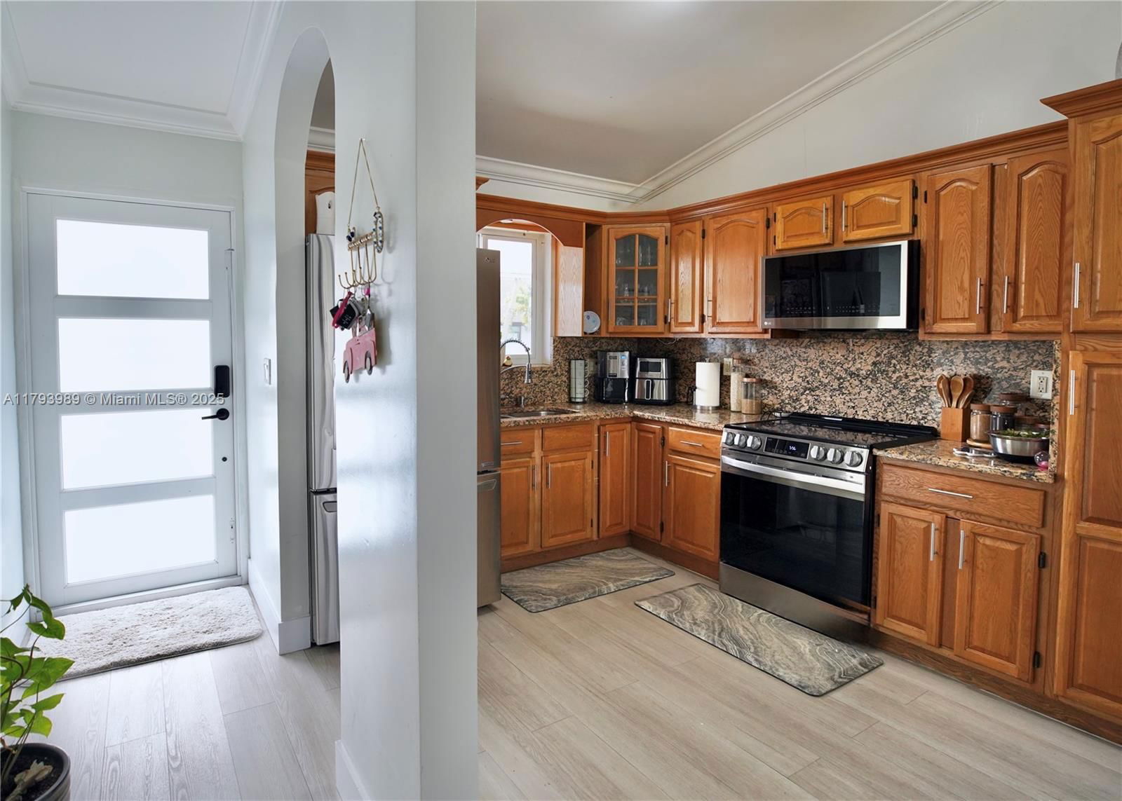 Real estate property located at 5224 24th Way #8-B, Miami-dade, Westpark Villas Condo, Hialeah, FL