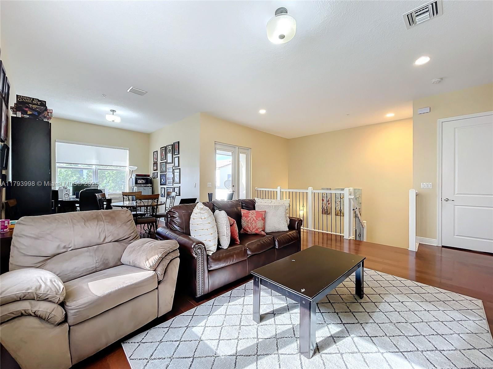 Real estate property located at 12448 17th Mnr, Broward, Centra Falls, Pembroke Pines, FL