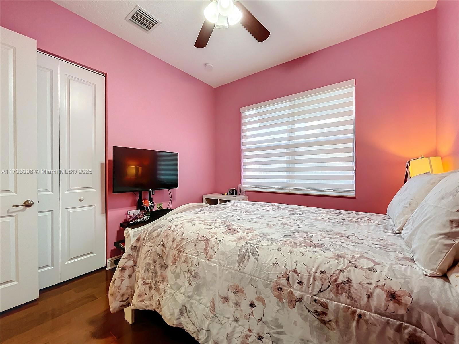 Real estate property located at 12448 17th Mnr, Broward, Centra Falls, Pembroke Pines, FL