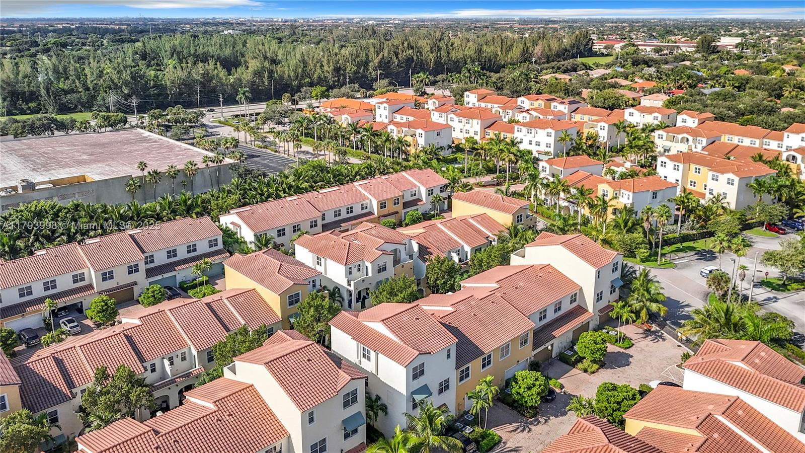 Real estate property located at 12448 17th Mnr, Broward, Centra Falls, Pembroke Pines, FL