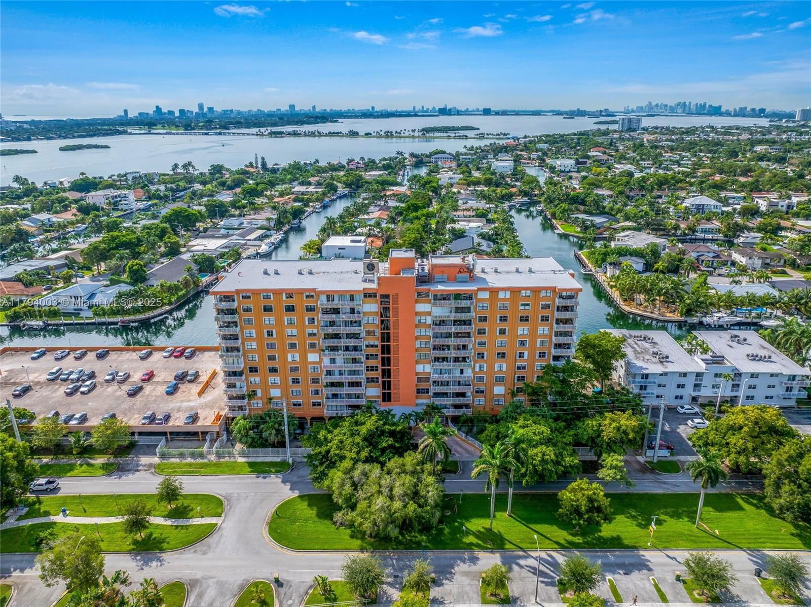 Real estate property located at 2450 135th St #1006, Miami-dade, Waterside Towers Condo, North Miami, FL