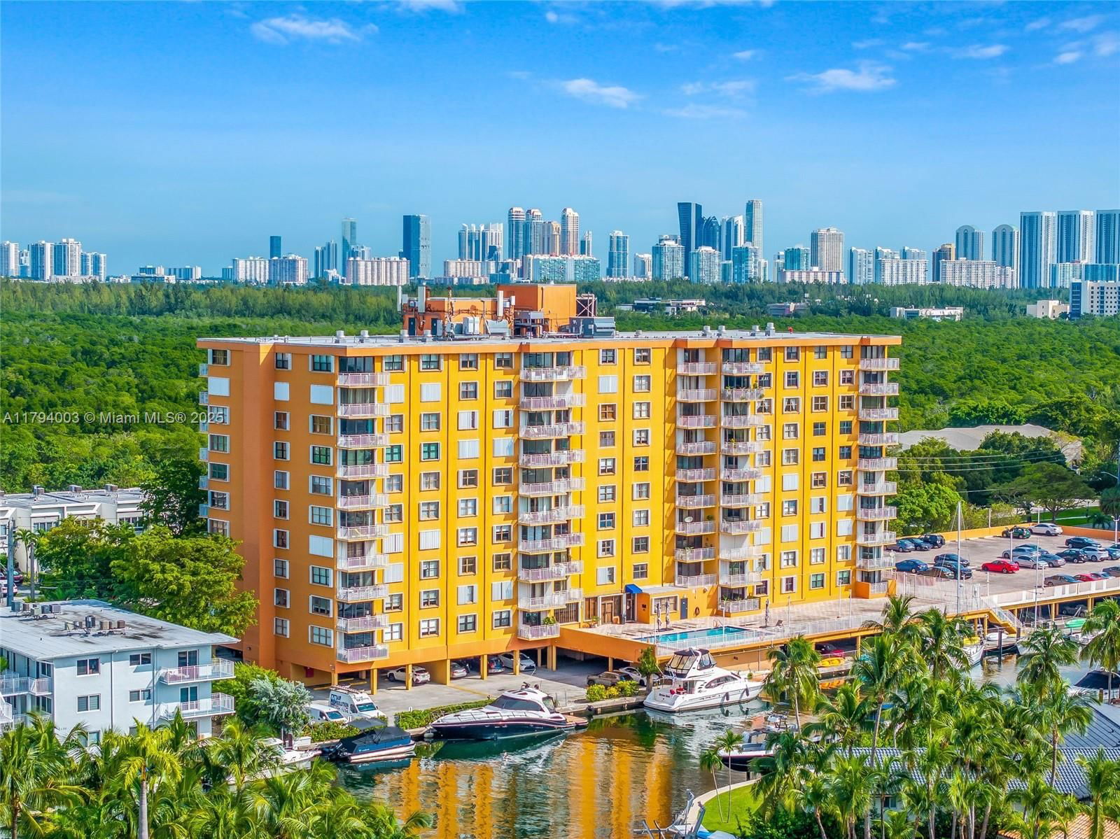 Real estate property located at 2450 135th St #1006, Miami-dade, Waterside Towers Condo, North Miami, FL