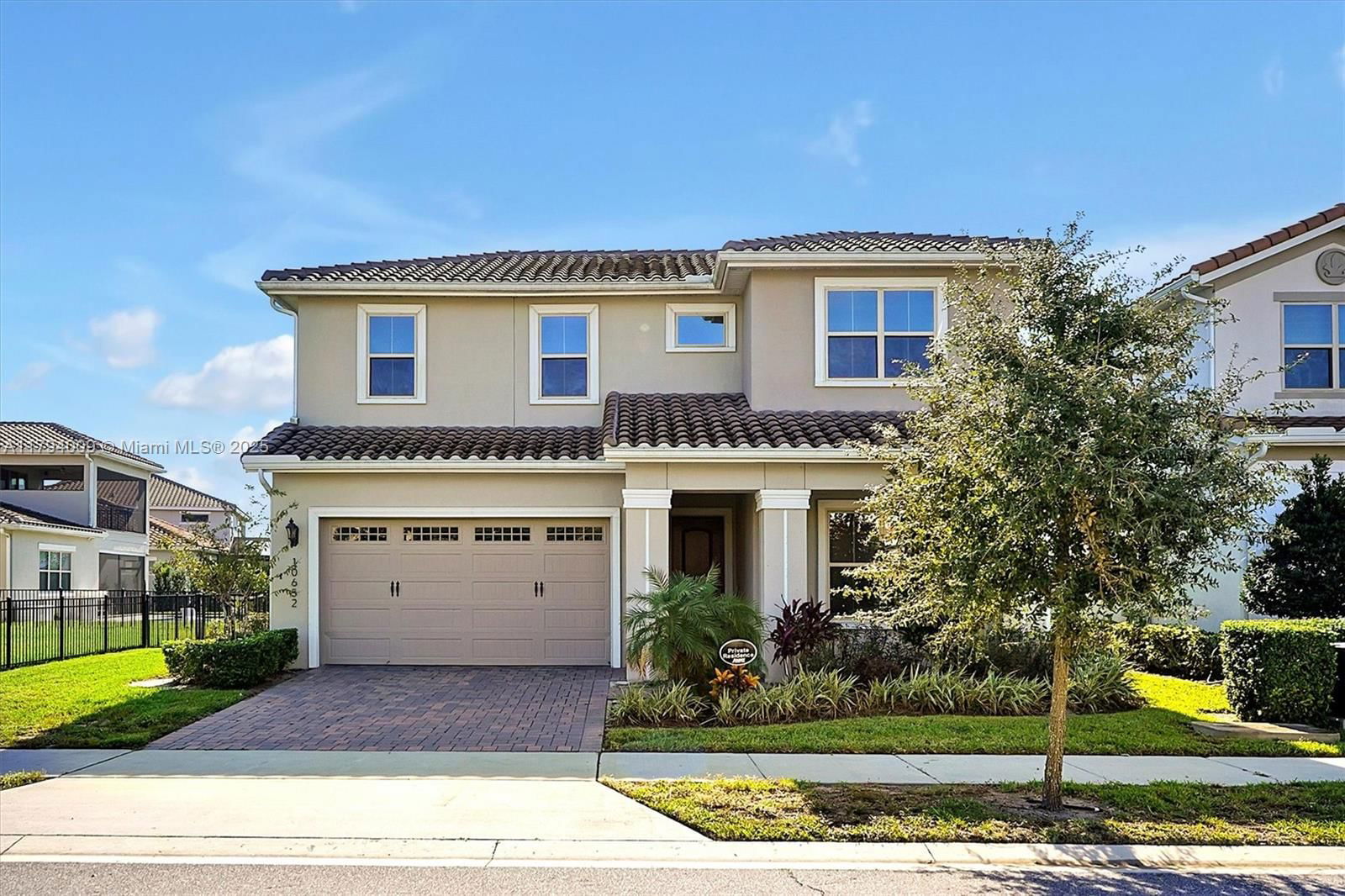 Real estate property located at 10652 WOODROW DR, Orange, Eagle Creek Village K Phas, Orlando, FL