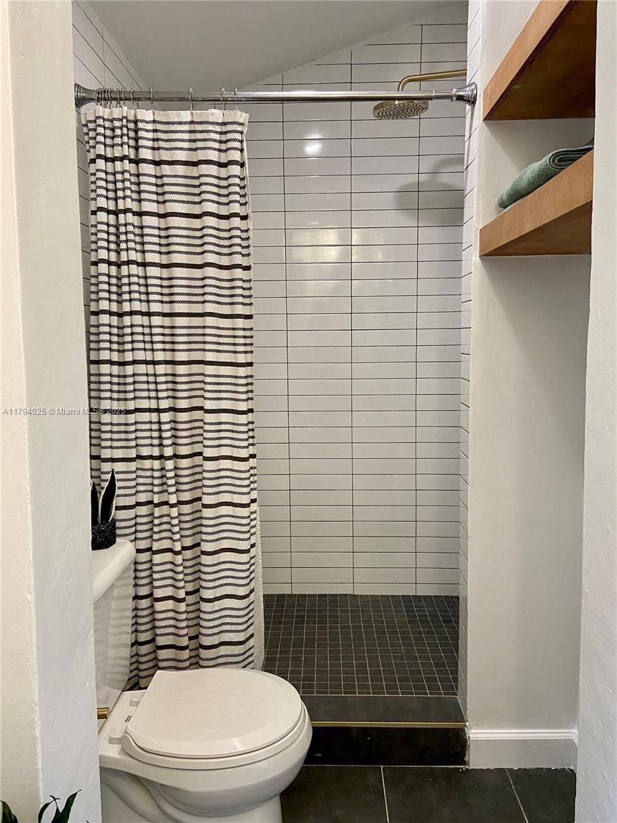 Real estate property located at 737 16th St, Broward, Resub Of Por Of Norfolk G, Fort Lauderdale, FL