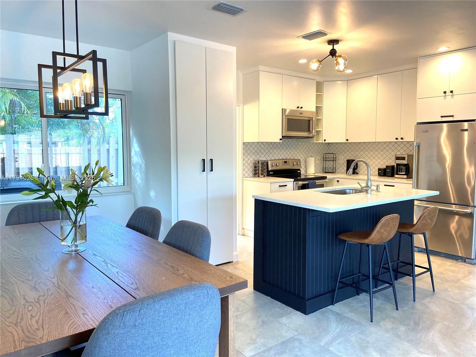 Real estate property located at 737 16th St, Broward, Resub Of Por Of Norfolk G, Fort Lauderdale, FL