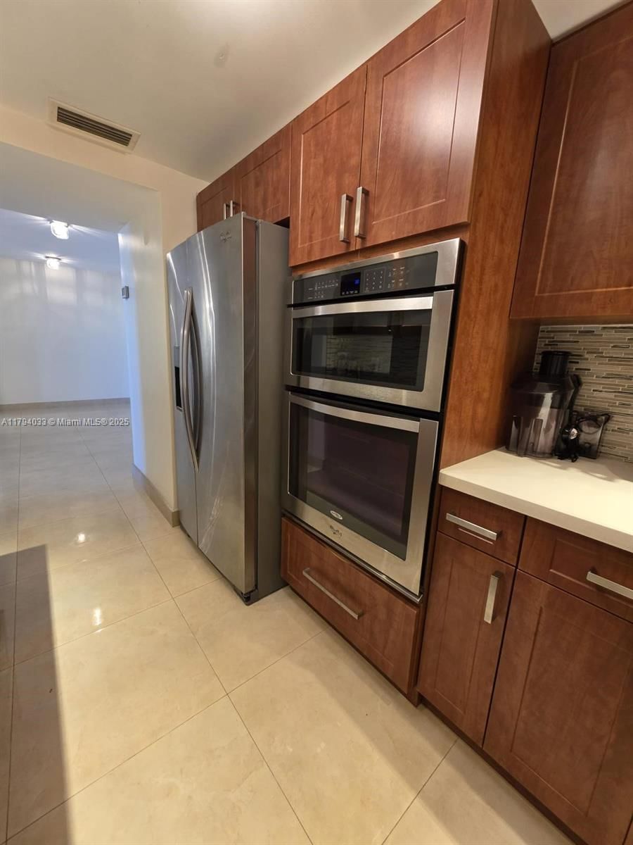 Real estate property located at 9225 Collins Ave #1409, Miami-dade, Four Winds Condo, Surfside, FL