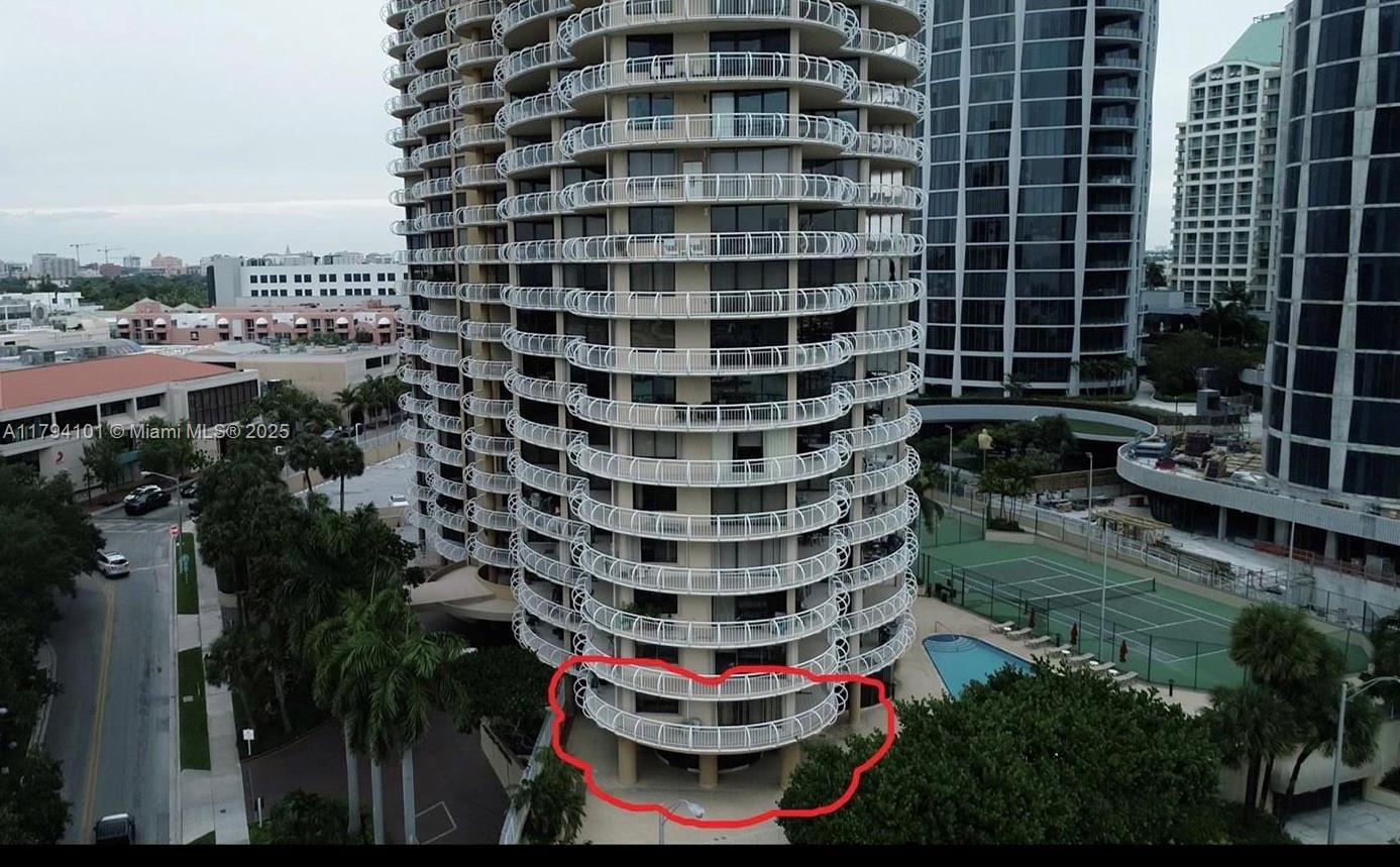Real estate property located at 2843 Bayshore Dr VILLA1 VILLA2, Miami-dade, Grove Towers Condo, Miami, FL