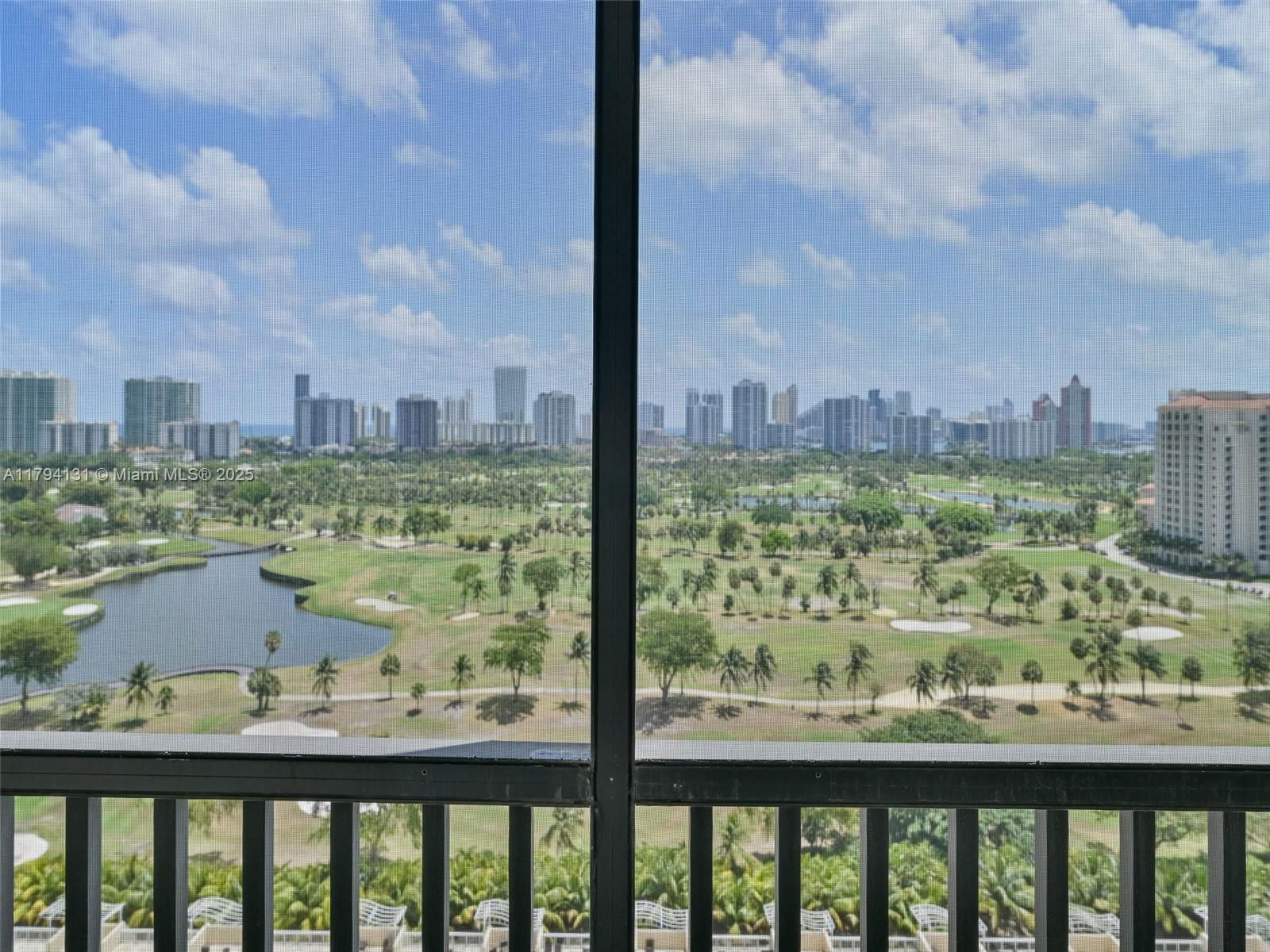 Real estate property located at 20301 Country Club Dr #1927, Miami-dade, Coronado Condo- Tower Ii, Aventura, FL