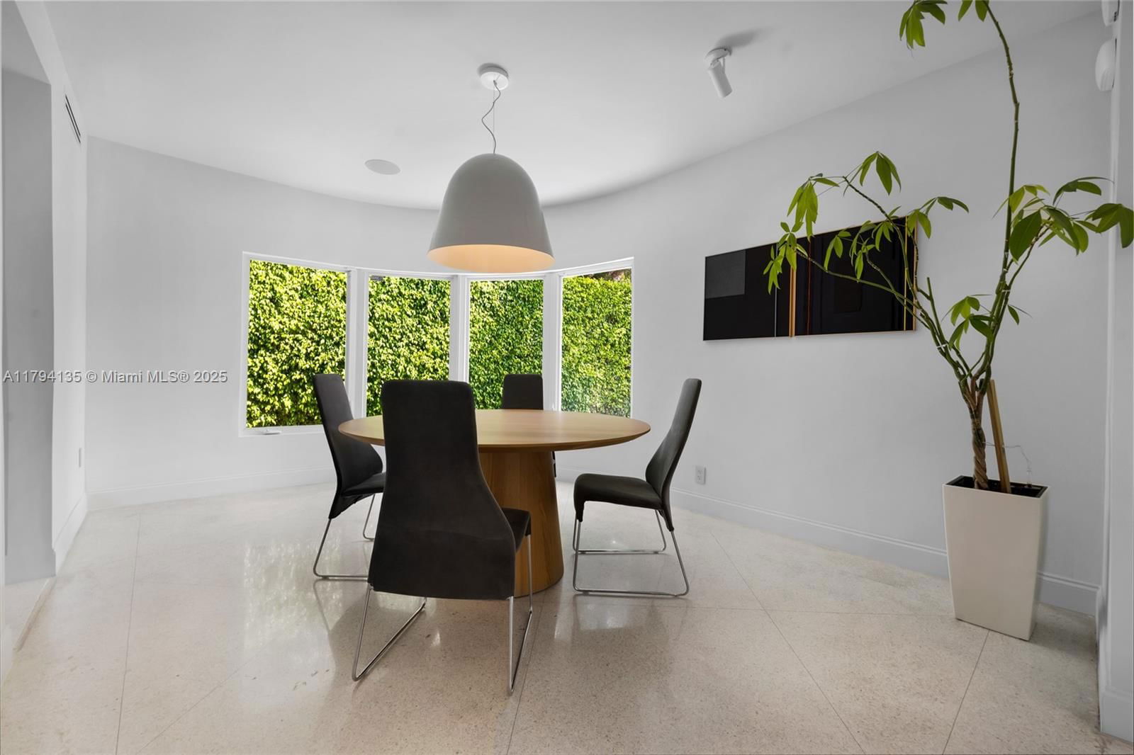 Real estate property located at 5460 Alton Rd, Miami-dade, La Gorce Golf Sub, Miami Beach, FL