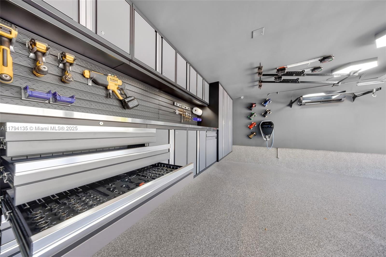 Real estate property located at 5460 Alton Rd, Miami-dade, La Gorce Golf Sub, Miami Beach, FL