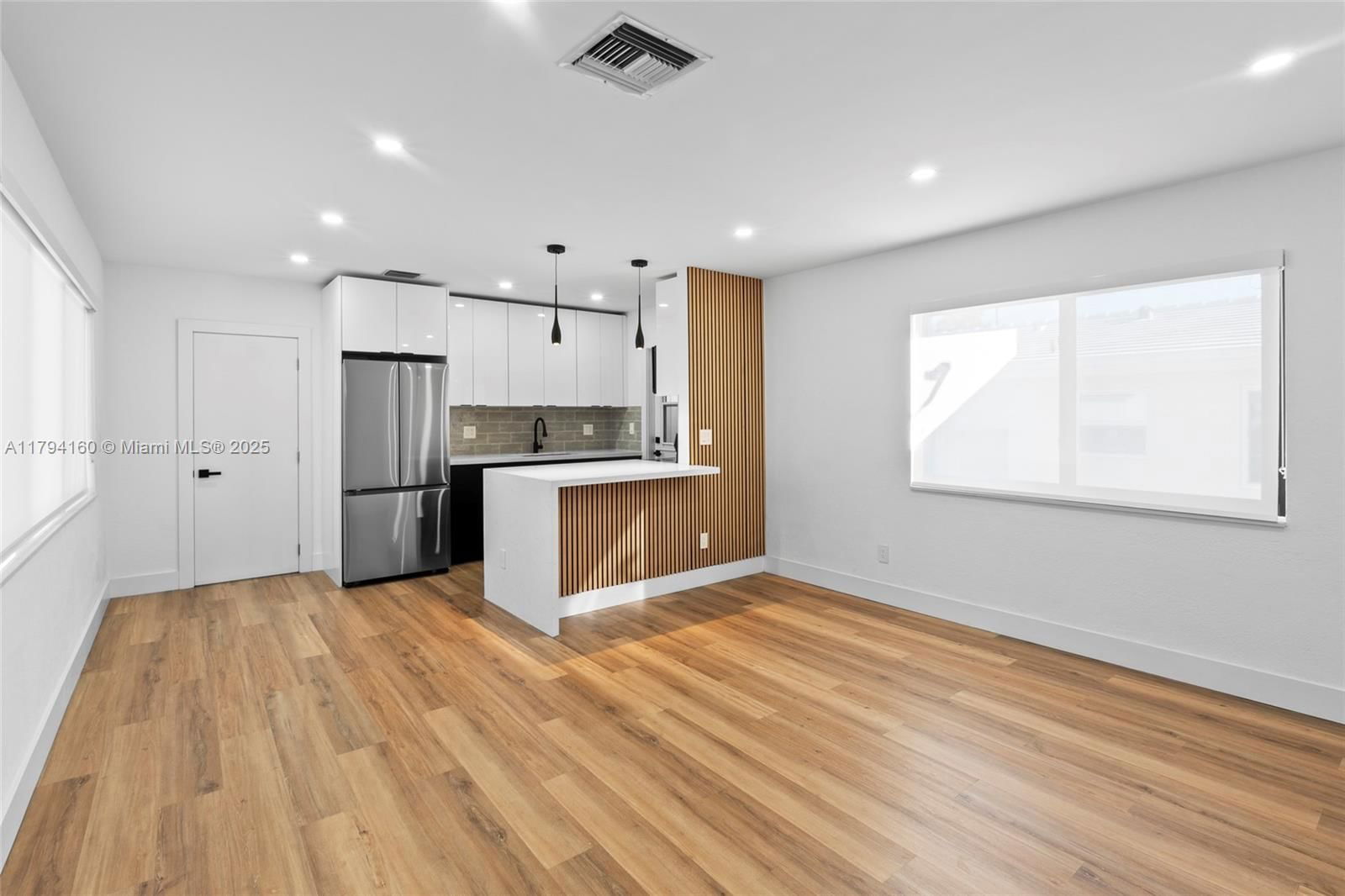 Real estate property located at 1201 16th Ave, Broward, Hollywood Place, Hollywood, FL