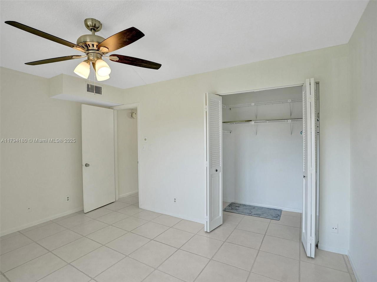 Real estate property located at 3501 Bimini Ln K2, Broward, Bimini Village F Condo, Coconut Creek, FL